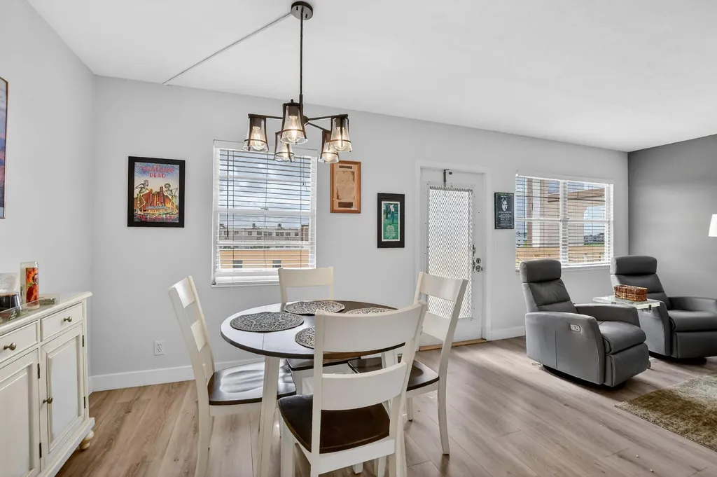 4051 Guildford C Boca Raton FL 33434