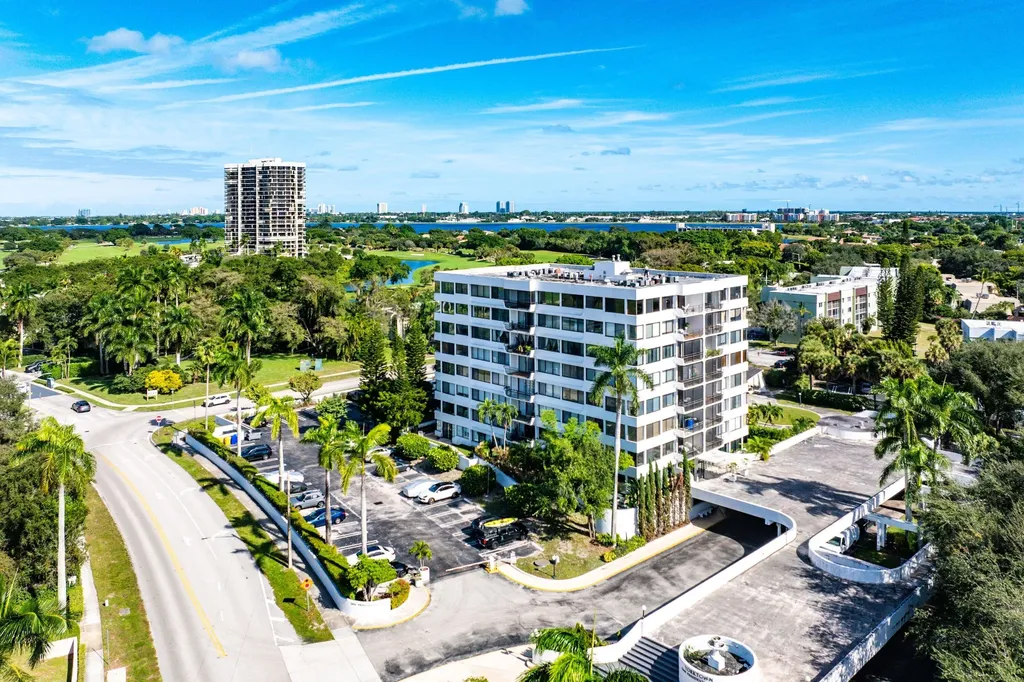 1500 Presidential Way West Palm Beach FL 33401