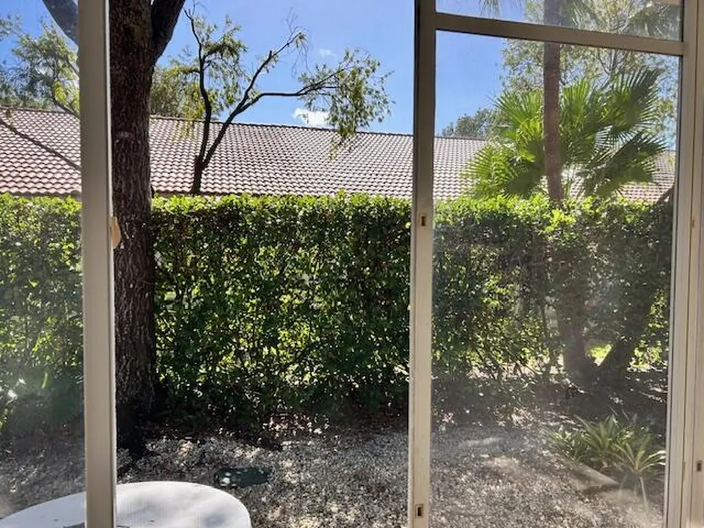 6092 Petunia Road Delray Beach FL 33484