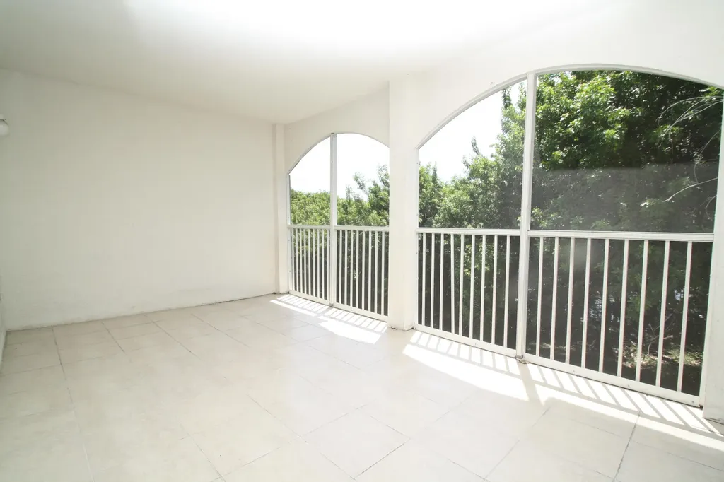 815 W Boynton Beach Boulevard Boynton Beach FL 33426