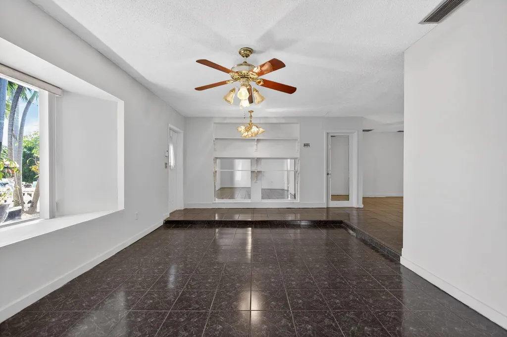 225 S Sequoia Drive West Palm Beach FL 33409