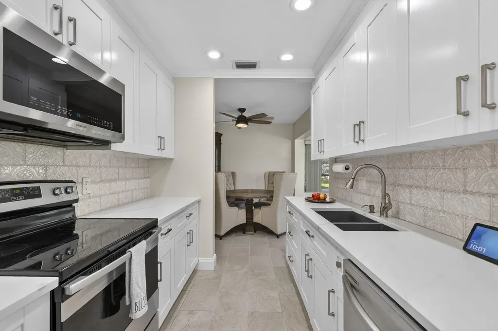 4361 NW 12th Drive NW Deerfield Beach FL 33064