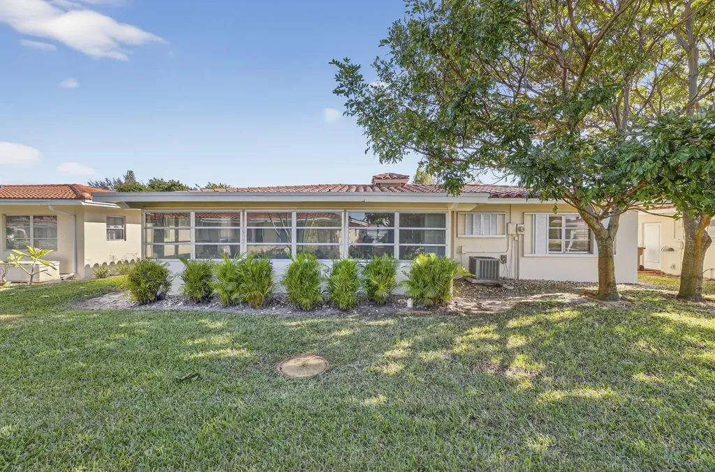 4361 NW 12th Drive NW Deerfield Beach FL 33064