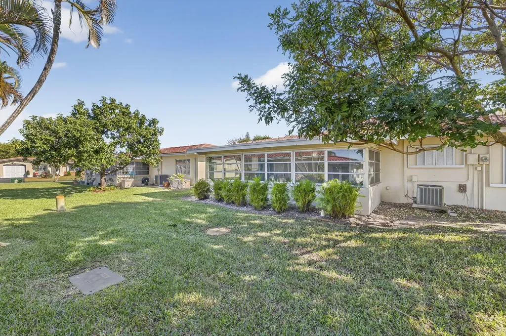 4361 NW 12th Drive NW Deerfield Beach FL 33064