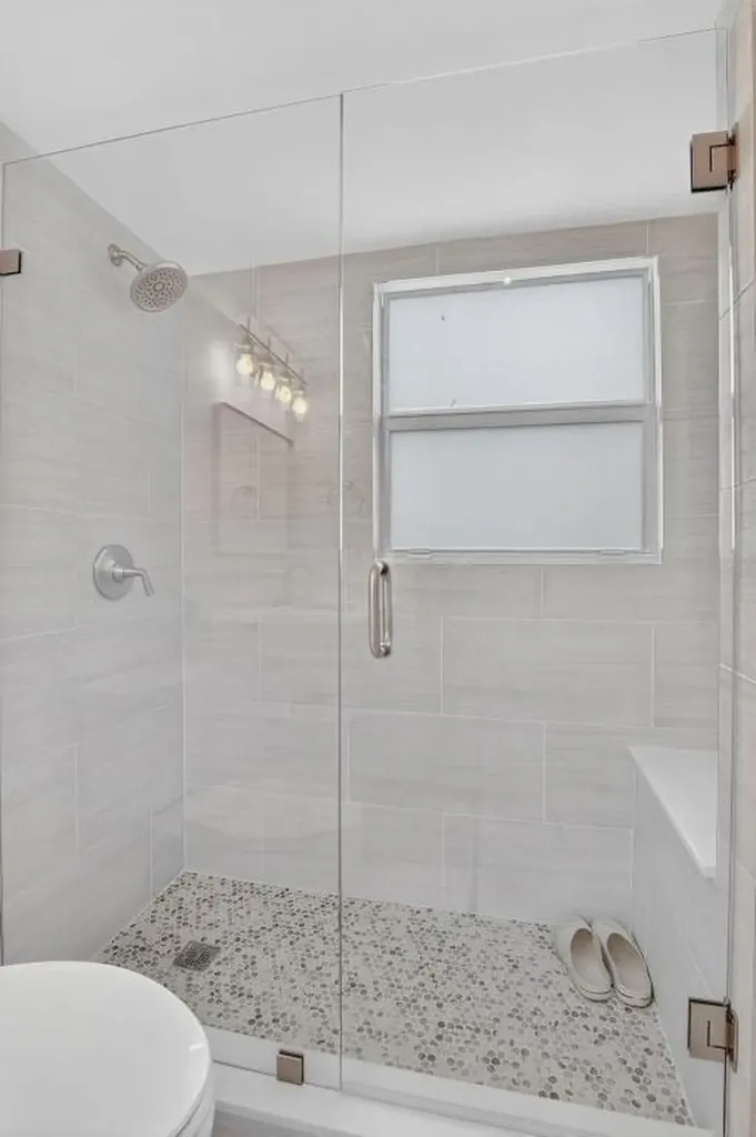 1090 Guildford E Boca Raton FL 33434