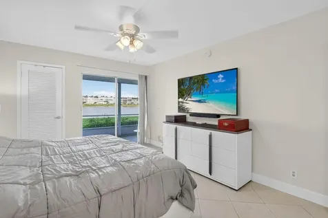 1090 Guildford E Boca Raton FL 33434