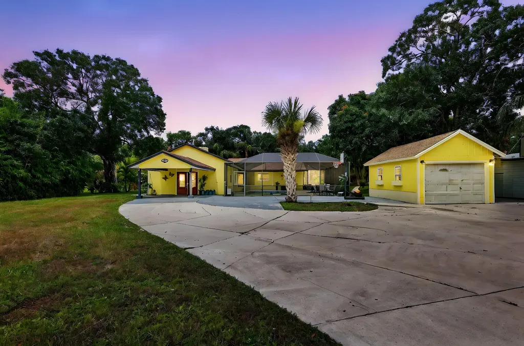 600 Gopher Hill Road Fort Pierce FL 34982