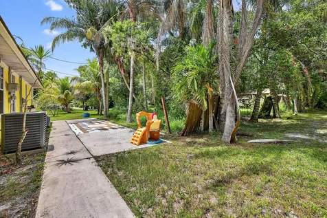 600 Gopher Hill Road Fort Pierce FL 34982