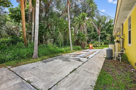600 Gopher Hill Road Fort Pierce FL 34982