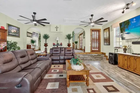 600 Gopher Hill Road Fort Pierce FL 34982