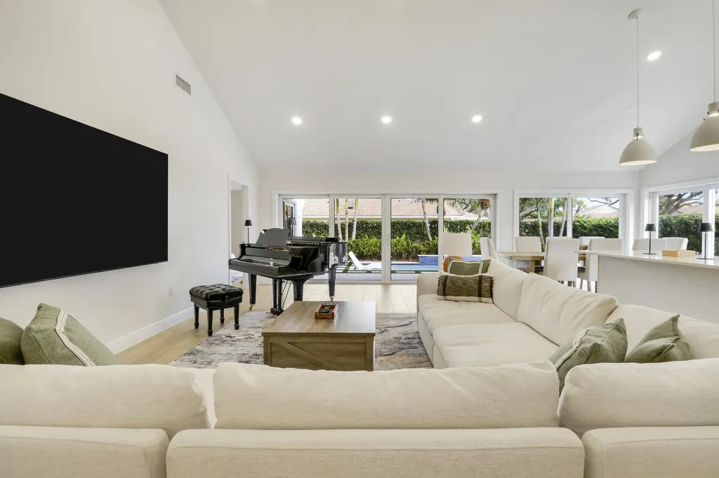 105 Ocean Pines Terrace Jupiter FL 33477