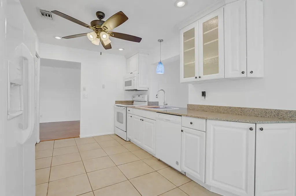 7116 Pine Bluff Drive Lake Worth FL 33467