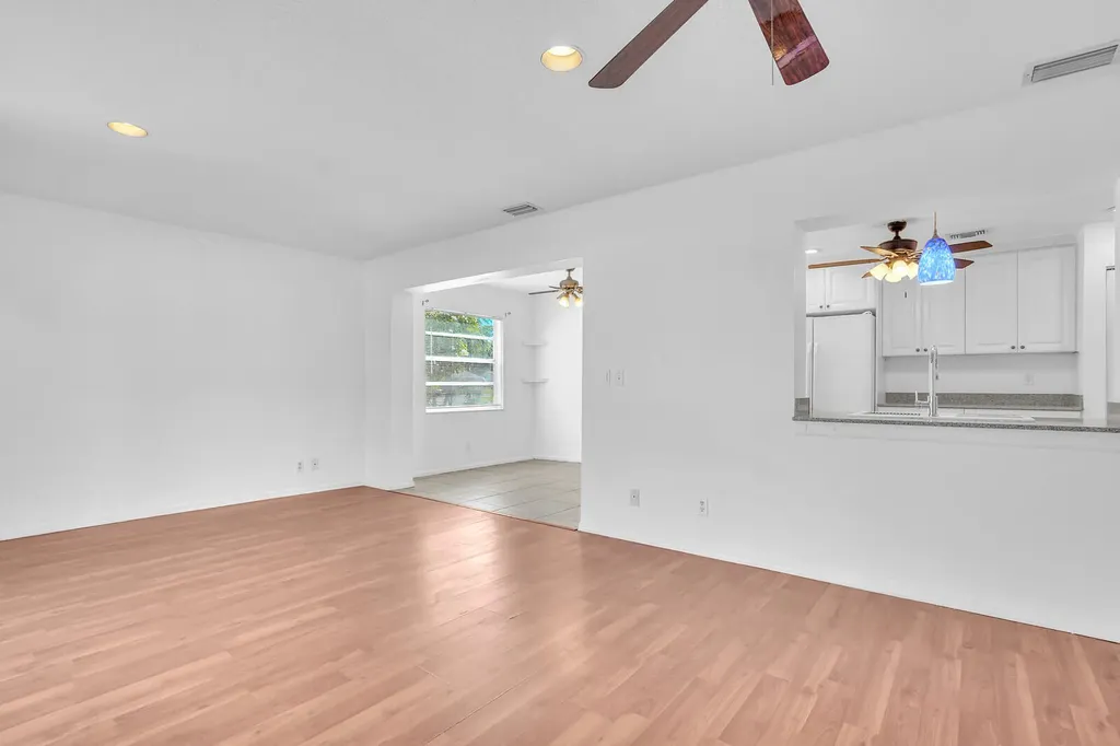 7116 Pine Bluff Drive Lake Worth FL 33467