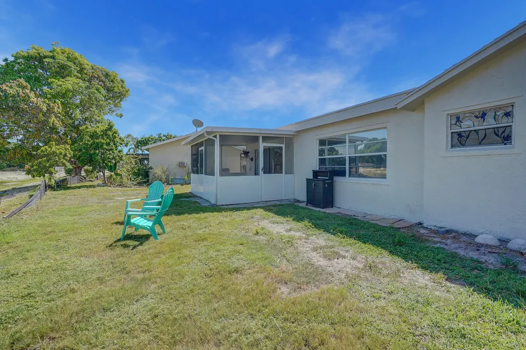 7116 Pine Bluff Drive Lake Worth FL 33467