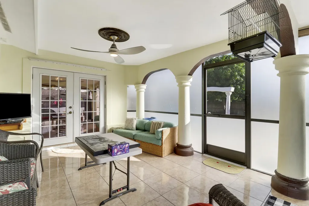 10868 Larch Court Palm Beach Gardens FL 33418