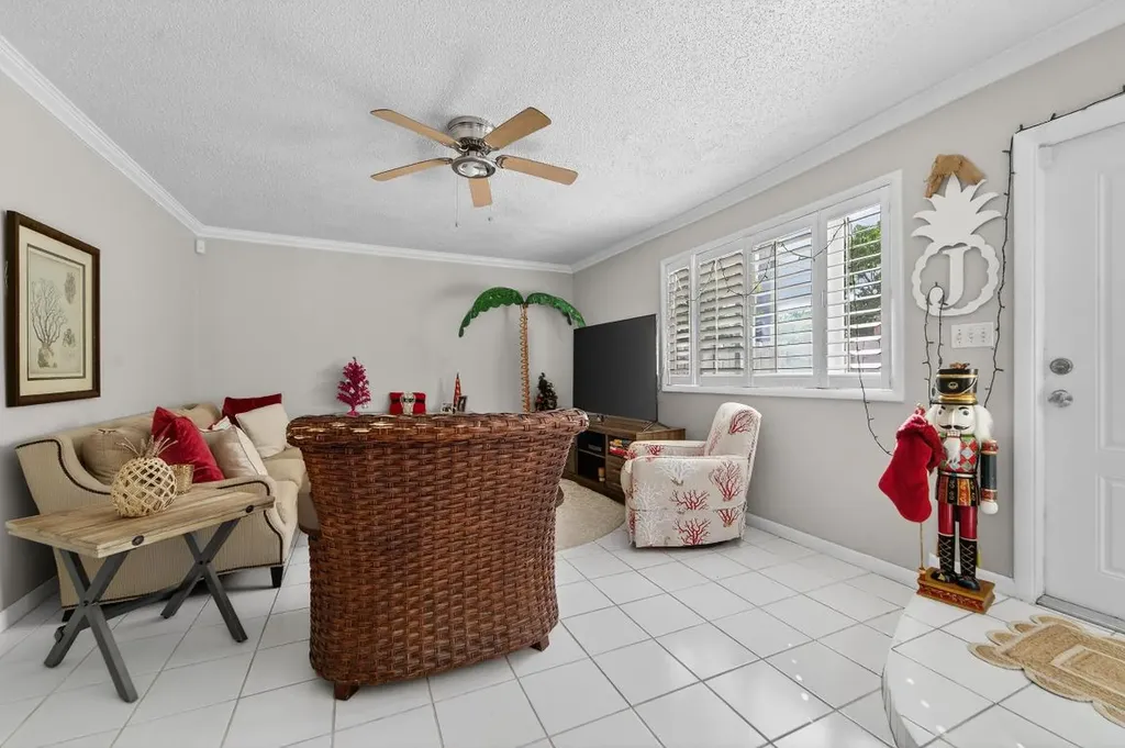 141 E Riverside Drive Jupiter FL 33469