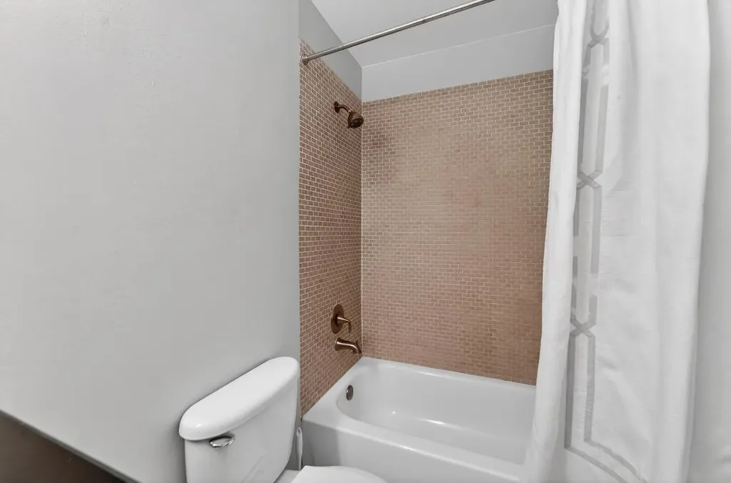 141 E Riverside Drive Jupiter FL 33469