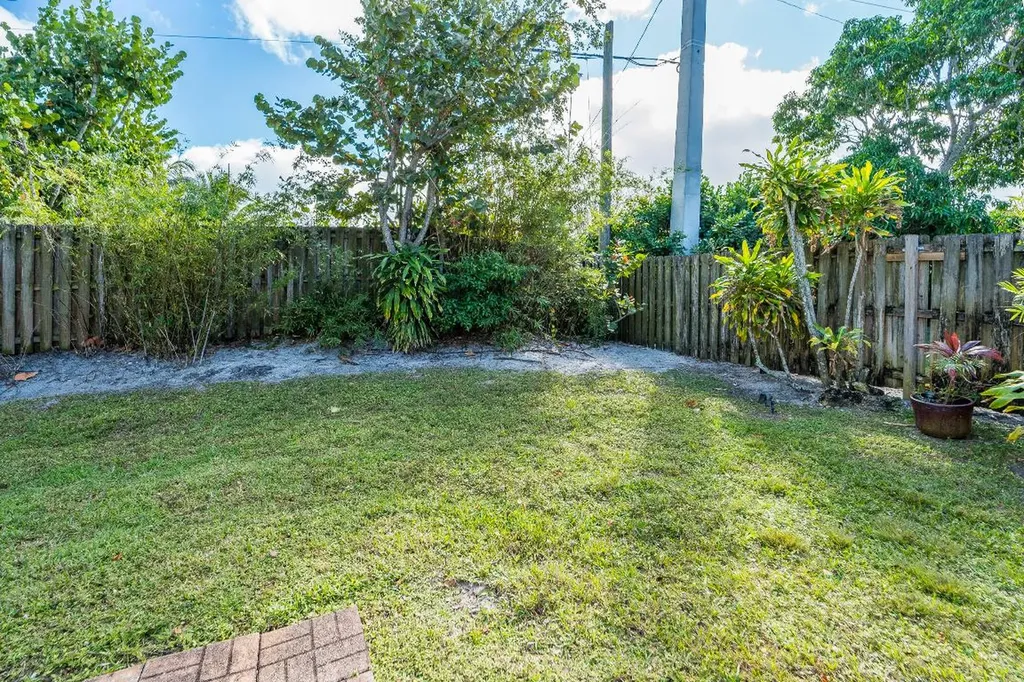 141 E Riverside Drive Jupiter FL 33469