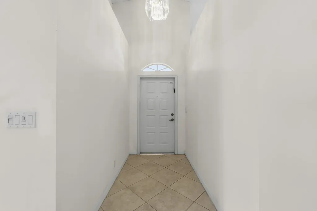 15305 Ixora Road Delray Beach FL 33484
