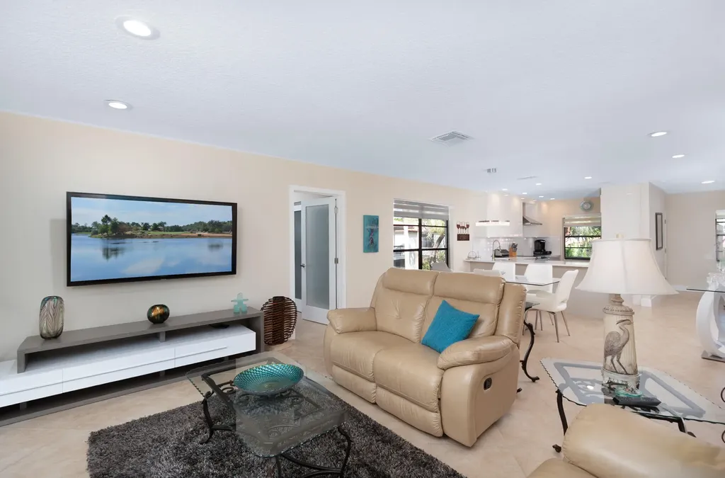 21703 Tall Palm Circle Boca Raton FL 33433