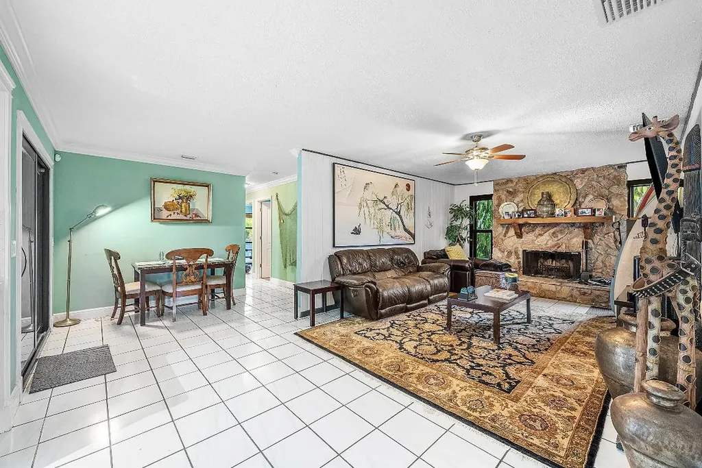 6799 149th Place N Palm Beach Gardens FL 33418