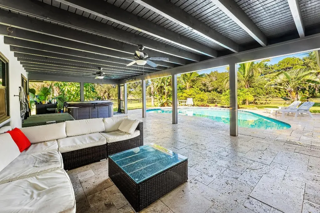 6799 149th Place N Palm Beach Gardens FL 33418