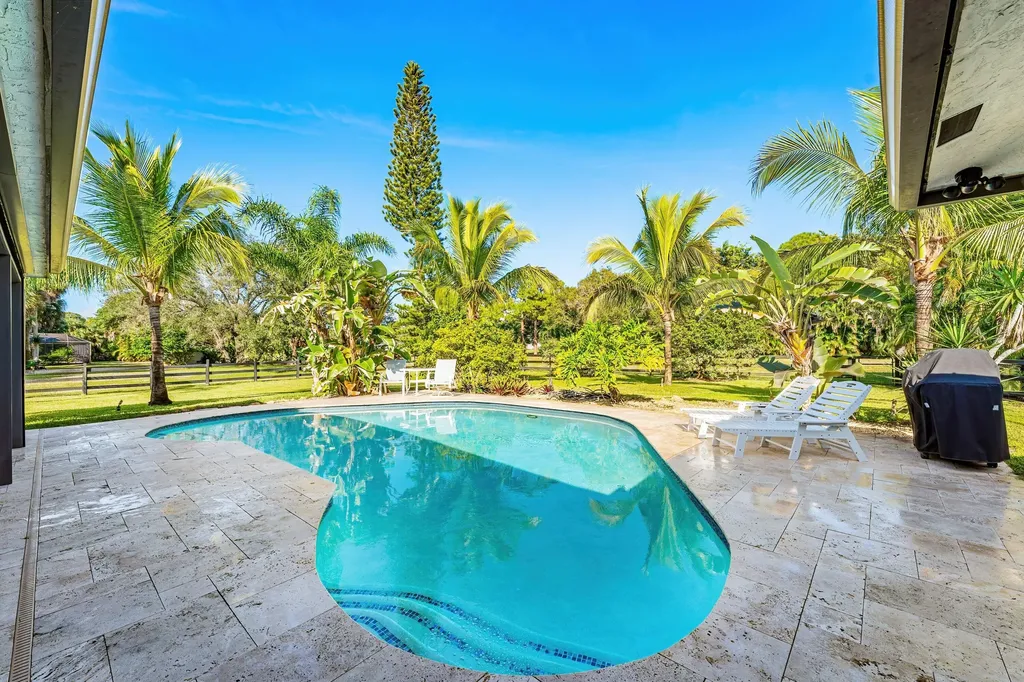 6799 149th Place N Palm Beach Gardens FL 33418