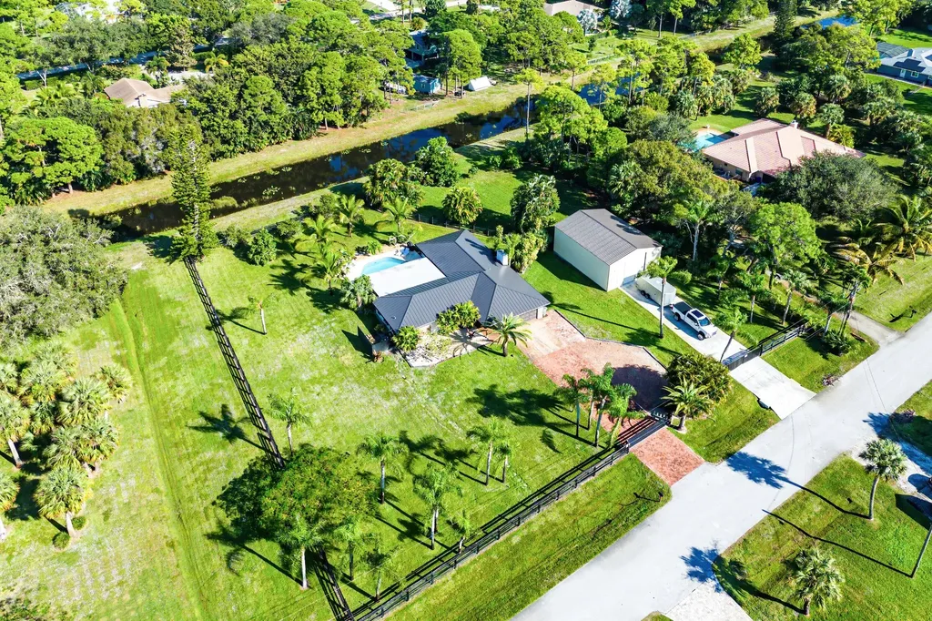 6799 149th Place N Palm Beach Gardens FL 33418