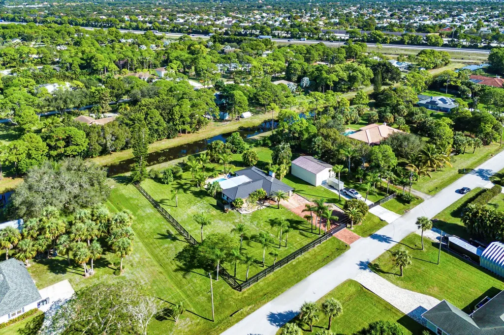6799 149th Place N Palm Beach Gardens FL 33418