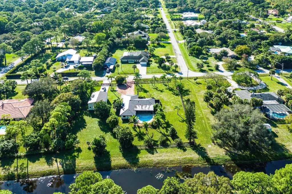 6799 149th Place N Palm Beach Gardens FL 33418