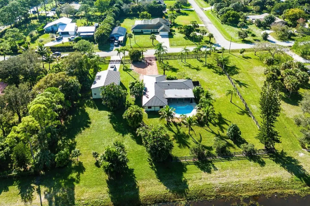6799 149th Place N Palm Beach Gardens FL 33418
