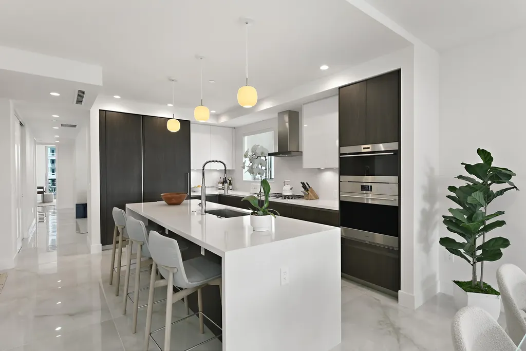 485 E Royal Palm Road Boca Raton FL 33432