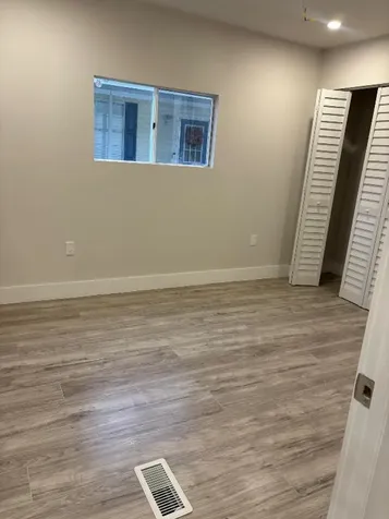 4916 NW 2nd Ave, Deerfield Beach FL 33064