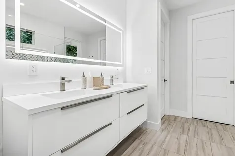 412 SE 4th Avenue Delray Beach FL 33483