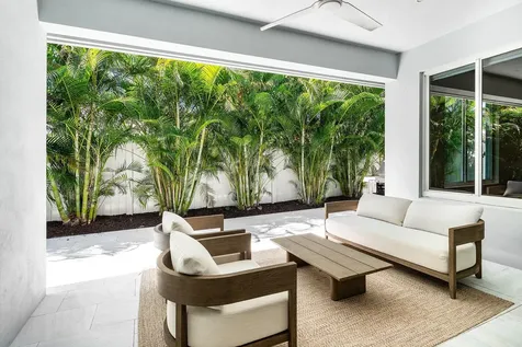 412 SE 4th Avenue Delray Beach FL 33483