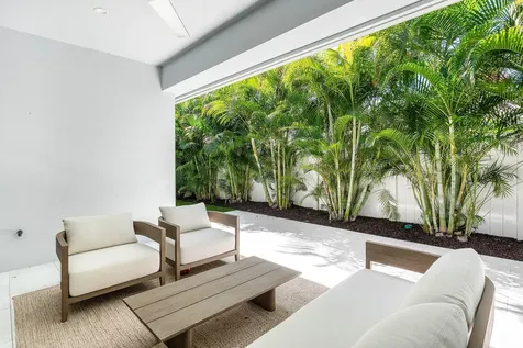412 SE 4th Avenue Delray Beach FL 33483