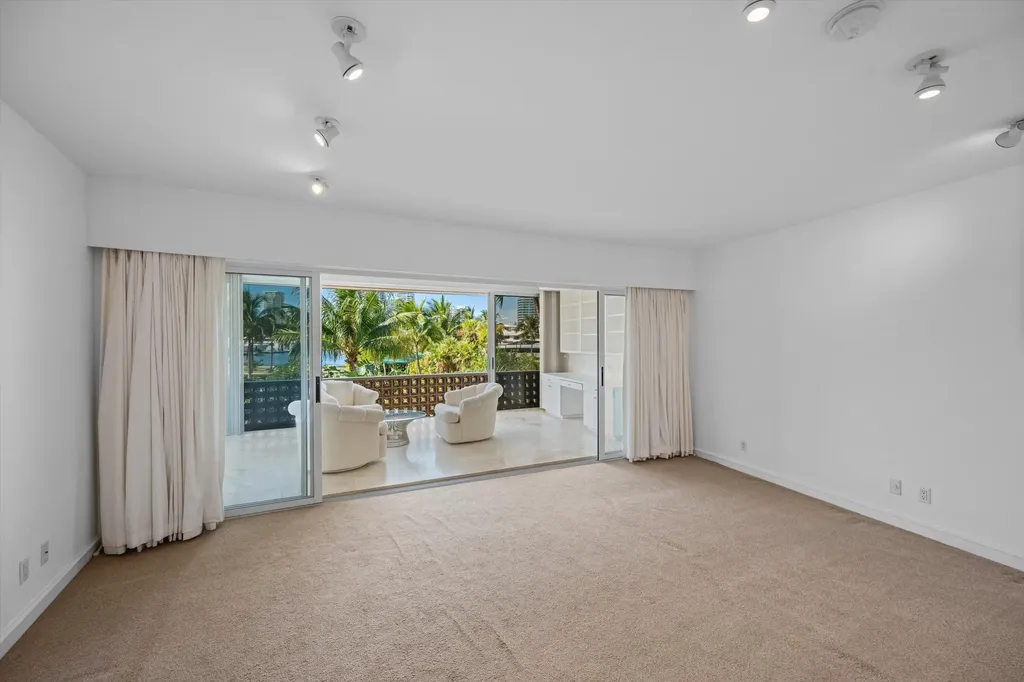 369 S Lake Drive Palm Beach FL 33480