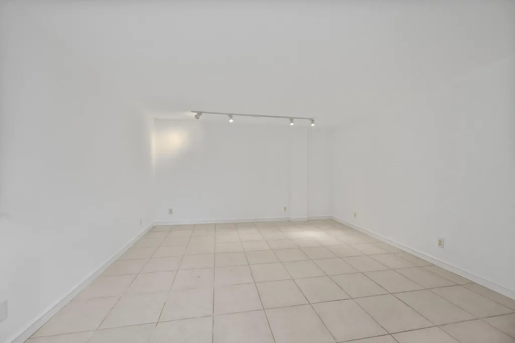 369 S Lake Drive Palm Beach FL 33480