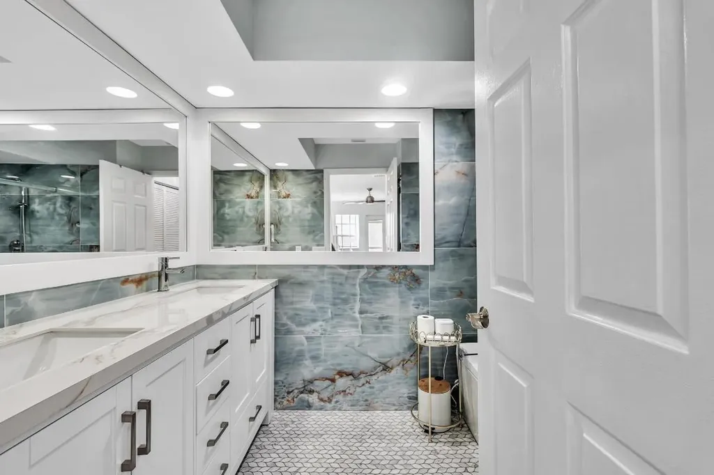 120 Ocean Dunes Circle Jupiter FL 33477