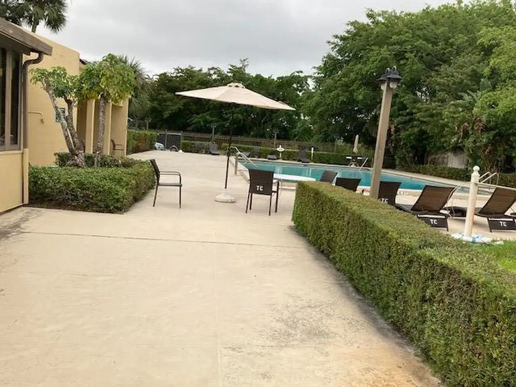 2820 Tennis Club Drive West Palm Beach FL 33417