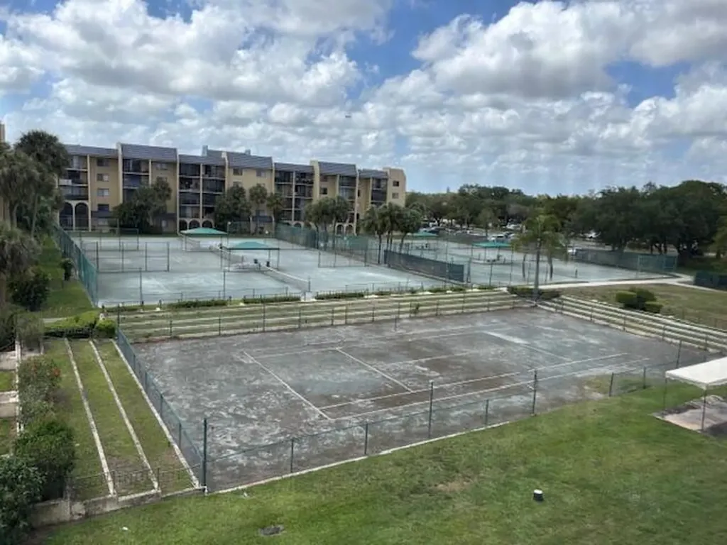 2820 Tennis Club Drive West Palm Beach FL 33417