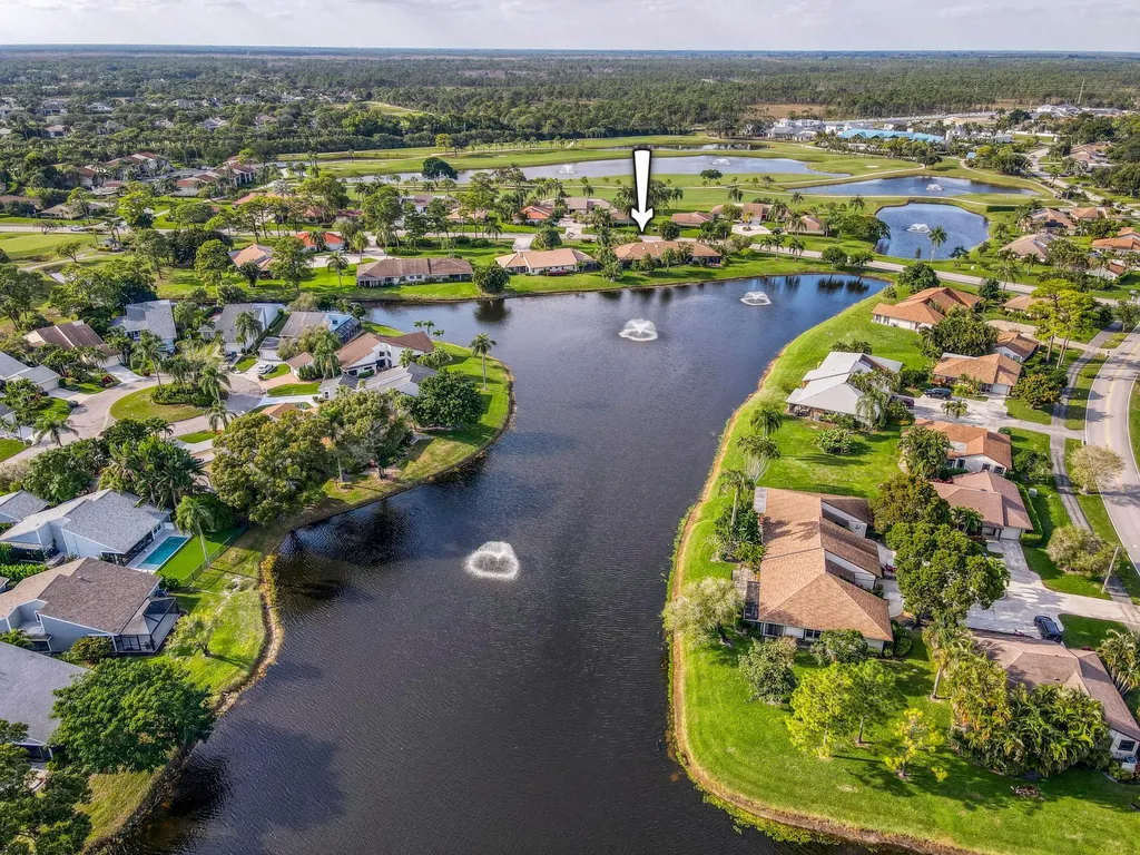 13356 Touchstone Place Palm Beach Gardens FL 33418