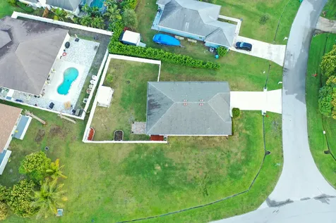 1401 SE Portillo Road Port St Lucie FL 34952