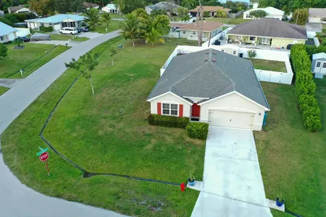 1401 SE Portillo Road Port St Lucie FL 34952