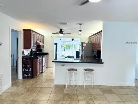 4540 SW 28th Terrace Dania Beach FL 33312
