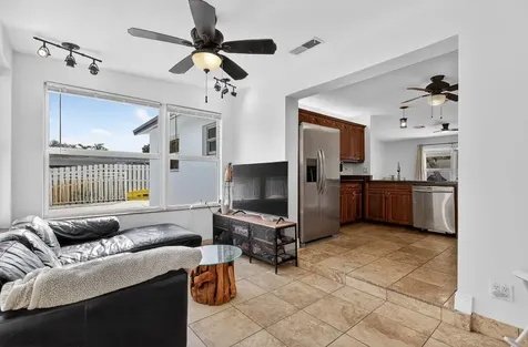 4540 SW 28th Terrace Dania Beach FL 33312