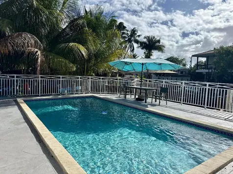 4540 SW 28th Terrace Dania Beach FL 33312
