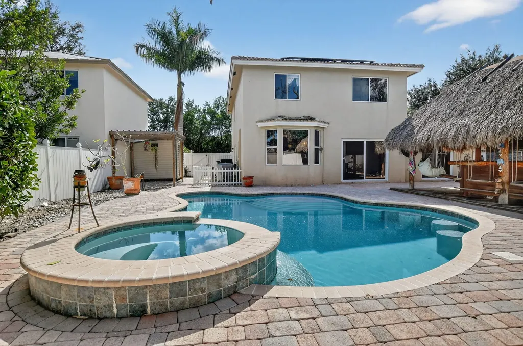4045 NW 1st Street Delray Beach FL 33445