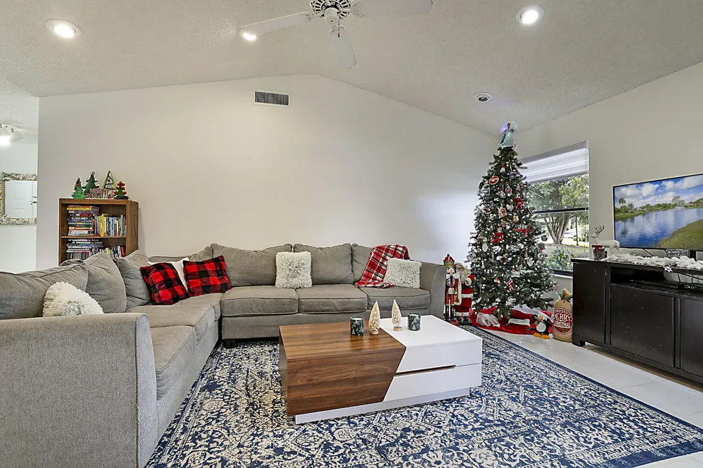 6186 Brandon Street Palm Beach Gardens FL 33418