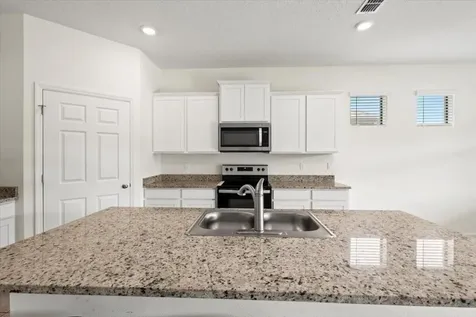6259 NW Regent Street Port St Lucie FL 34983